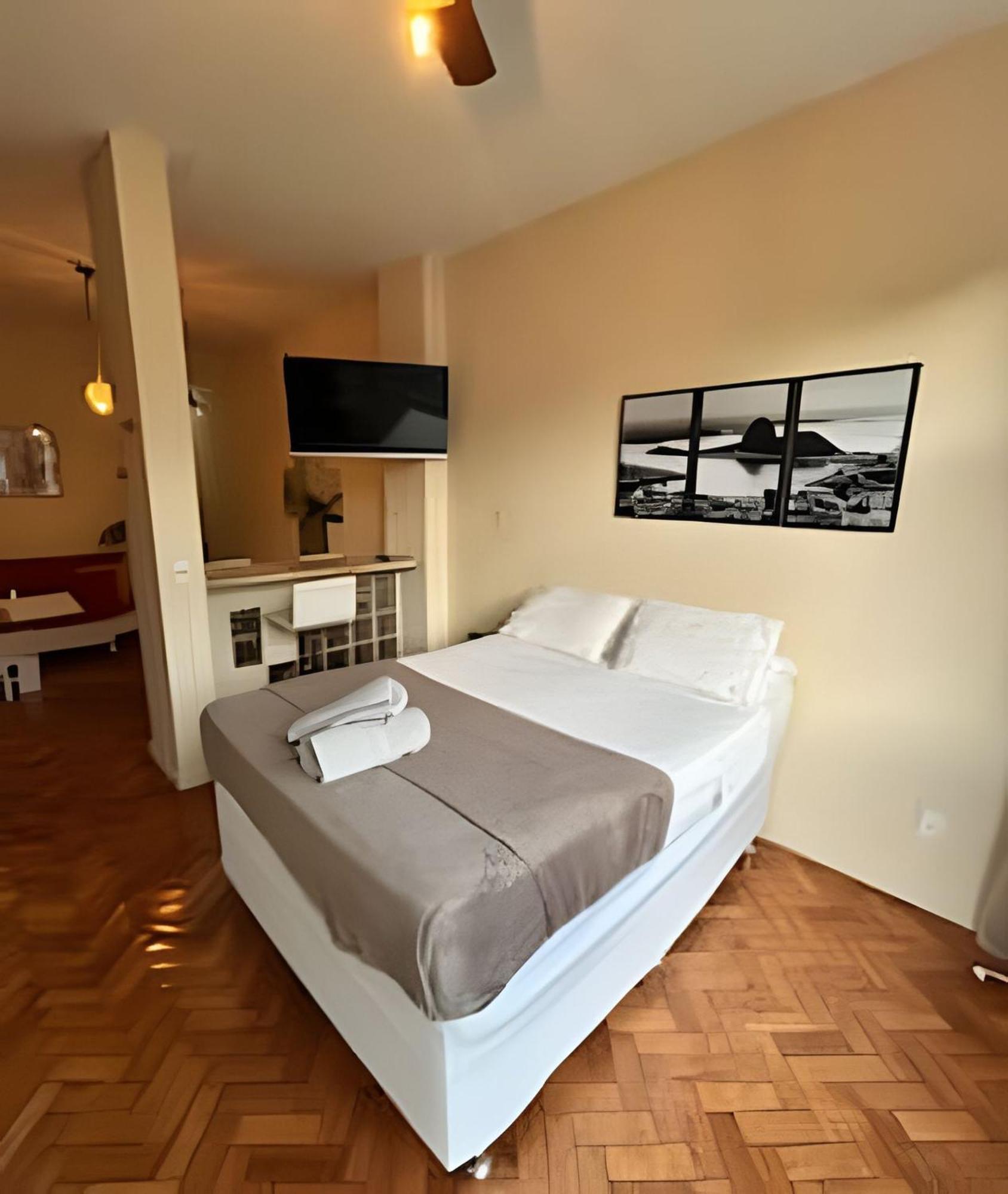 Apartamento Em Copacabana Com Vista Lateral Do Mar Рио-де-Жанейро Экстерьер фото